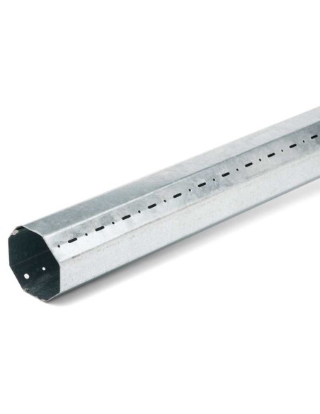 Tubo octogonal de caras planas de 60 mm de diámetro y 0,4 mm de grosor. Fabricado en acero galvanizado. Se sirve en tiras de 3 m