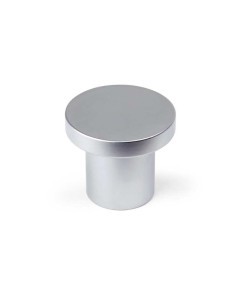 Pomo para mueble o armario realizado en zamak. Tiene una altura de 24 mm, un diámetro de 28 mm y una base de 18 mm.