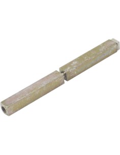 Cuadradillo lleno realizado en hierro. Asimétricamente dividido. Especial para juegos de manillas para puertas antipánico y cort