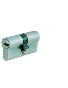 - Cilindro norma DIN con llave de obra, de 70 mm (35-35).
- Cuerpo en latón con acabado cromado satinado o latón pulido.
- 6 pin