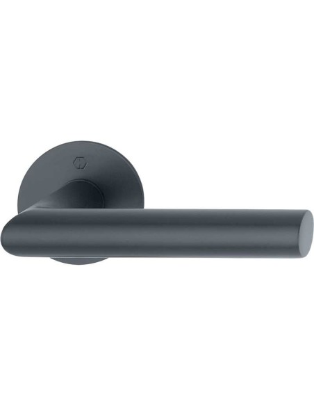 Juego de manillas para puertas interiores, ideal para edificios públicos. Realizadas en acero inoxidable, con roseta plana que n